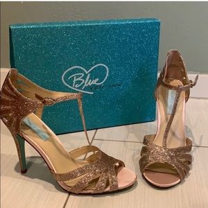 Better Johnson “Blue” heels - champagne color